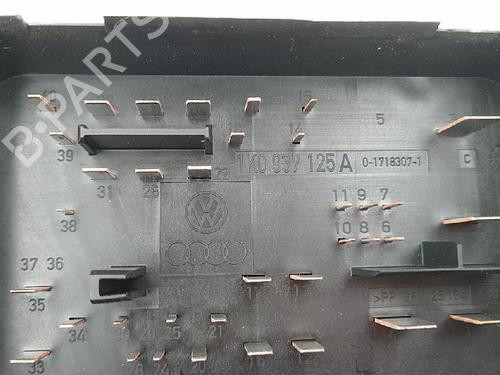 Fuse box VW GOLF PLUS V (5M1, 521) 1.6 | BP27946894E1 