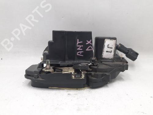Front right lock KIA CARENS II MPV (FJ) 2.0 CRDi | BP27938551C97