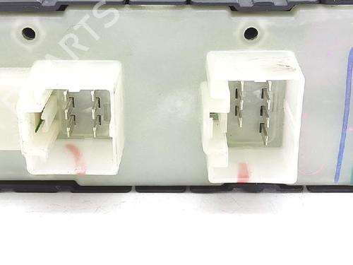 Switch DODGE CALIBER 2.0 CRD | BP27944222I30