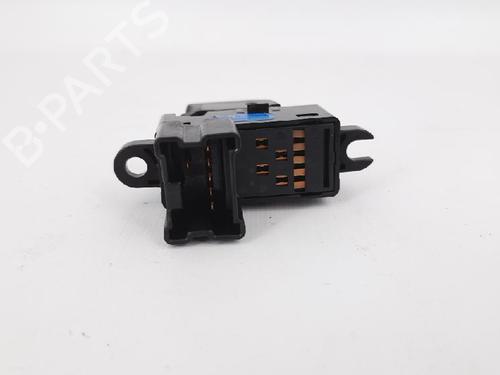 Right rear window switch NISSAN NOTE (E11, NE11) 1.4 | BP27967736I28 