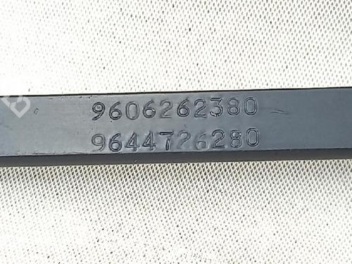 Front windshield wiper arm PEUGEOT 106 II (1A_, 1C_) 1.1 i | BP27936171C143 