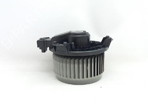 Gebläsemotor TOYOTA YARIS (_P9_) 1.3 VVT-i (SCP90_, SCP90R) | BP27963375M62 