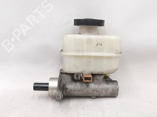 Brake master cylinder HYUNDAI TERRACAN (HP) 2.9 CRDi | BP27946853M77