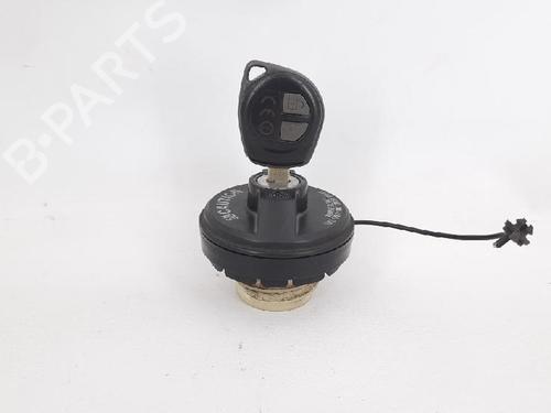 Klapa wlewu paliwa OPEL AGILA (A) (H00) 1.3 CDTI (F68) | BP27955327C131 