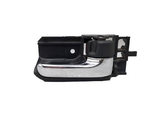 Used Rear right interior door handle TOYOTA COROLLA Estate (_E12_) 1.4 VVT-i (ZZE120_, ZZE120R) (97 hp) 27938814