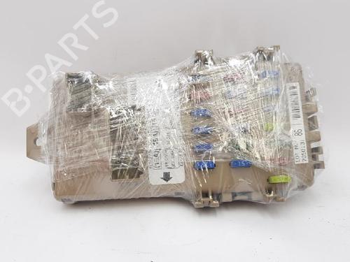 Fuse box SUBARU FORESTER (SG_) 2.0 X AWD (SG5) | BP27959318E1