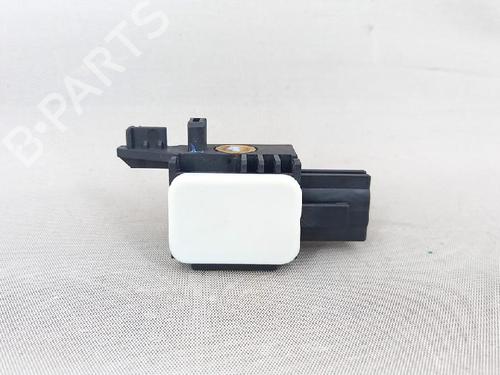 Elektronisk sensor RENAULT CLIO III (BR0/1, CR0/1) 1.2 16V (BR02, BR0J, BR11, CR02, CR0J, CR11) | BP27936776M84 