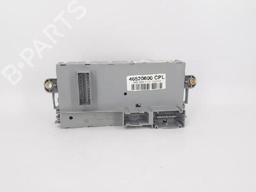 Zekeringkast FIAT PUNTO (188_) 1.2 Natural Power | BP27967218E1 
