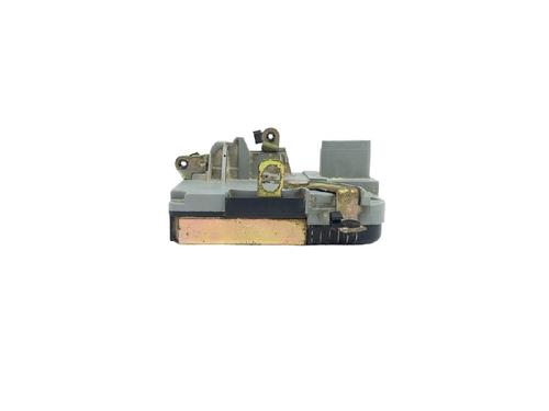 Used Front left lock PEUGEOT 206 Hatchback (2A/C) 1.1 i (60 hp) 27966002