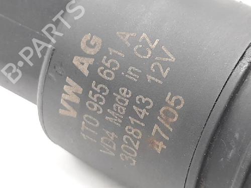 Sprinklervæskepumpe VW GOLF PLUS V (5M1, 521) 1.4 16V | BP27943166E24 