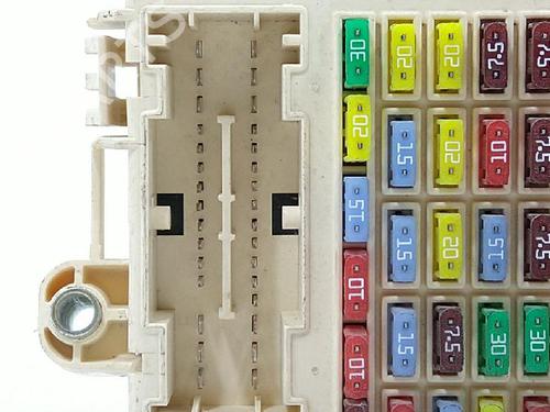 Fuse box ALFA ROMEO 147 (937_) 1.9 JTDM 8V (937.AXD1A, 937.AXU1A, 937.BXU1A) | BP27935109E1