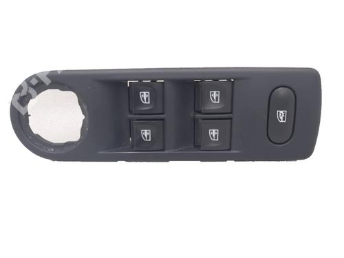 left-front-window-switch-renault-clio-iv-bh_-15-dci-75-809615321r-2012-2013-2014-2015-2016-2017-2018-2019-2020-2021-10278241 main image