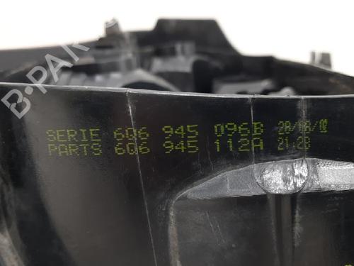 Right taillight VW POLO IV (9N_, 9A_) 1.2 12V | BP27937251C35