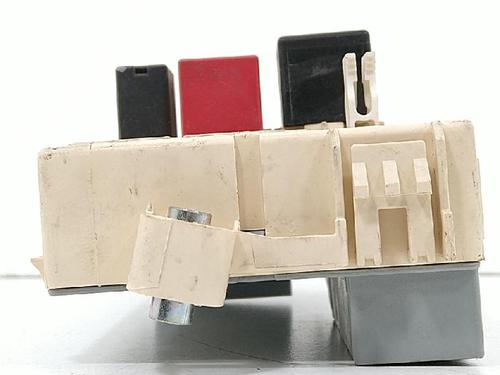 Fuse box ALFA ROMEO 147 (937_) 1.9 JTDM 8V (937.AXD1A, 937.AXU1A, 937.BXU1A) | BP27935109E1