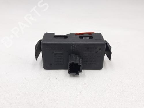 Warning switch RENAULT MEGANE III Grandtour (KZ0/1) 1.5 dCi (KZ09, KZ0D, KZ1G, KZ29, KZ14, KZ1W, KZ10, KZ1F,... | BP27948409I22 