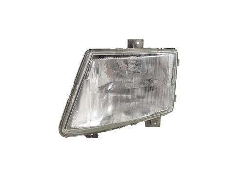 Used Right headlight MERCEDES-BENZ VITO Van (W638) 110 D 2.3 (638.074, 638.078) (98 hp) 27956835