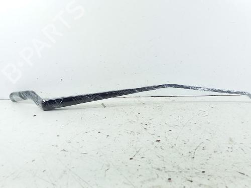 Front windshield wiper arm FORD FIESTA V (JH_, JD_) 1.25 16V | BP27968705C143 