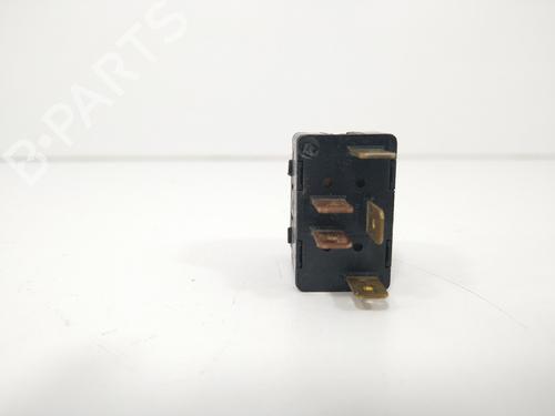 Venstre Foran elrute bryter AUDI A4 B5 (8D2) 1.9 TDI | BP27941336I27 