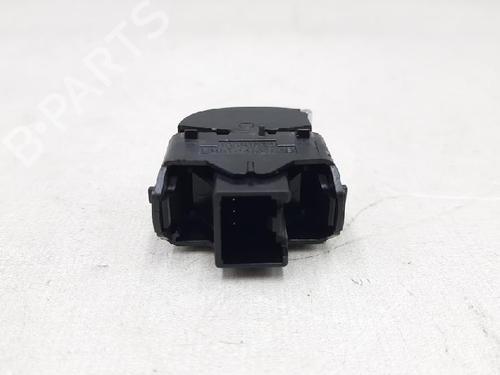 Right rear window switch FORD FOCUS III Turnier 1.6 TDCi | BP27956772I28 