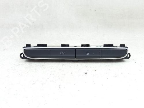 Switch RENAULT MEGANE IV Hatchback (B9A/M/N_) 1.5 dCi 110 (B9A3) | BP27958439I30 