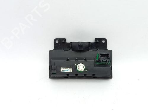 Display monitor PEUGEOT 206 Hatchback (2A/C) 1.1 i | BP27962327C48 