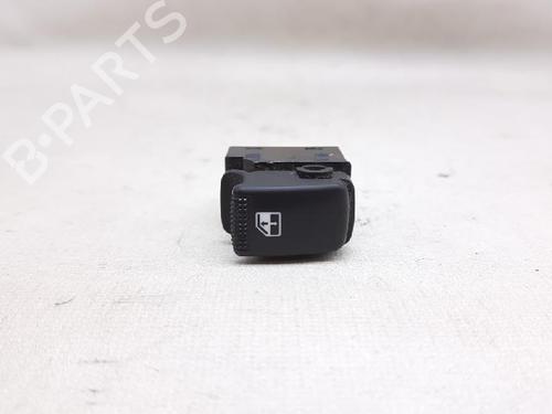 Switch KIA CARENS II MPV (FJ) 2.0 CRDi | BP27953779I30