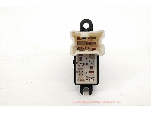 Switch NISSAN MICRA III (K12) 1.5 dCi | BP27940113I30