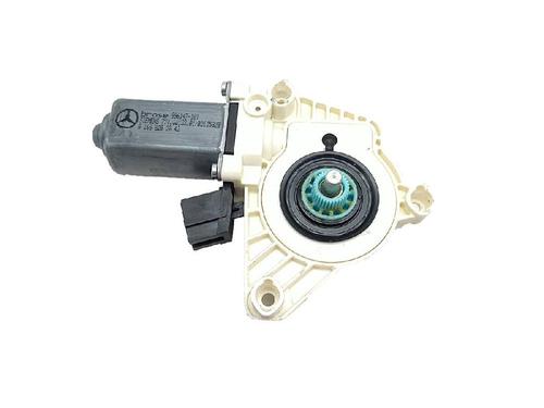 Used Right rear window motor MERCEDES-BENZ A-CLASS (W169) A 150 (169.031, 169.331) (95 hp) 27946139