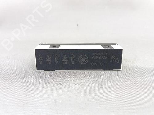 Switch PEUGEOT 308 II (LB_, LP_, LW_, LH_, L3_) 1.6 HDi / BlueHDi 115 | BP27953632I30