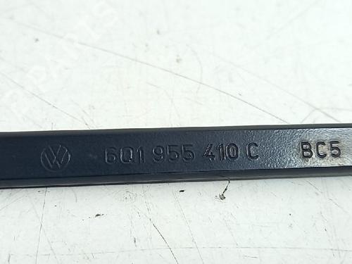 Front windshield wiper arm VW POLO (9N_, 9A_) 1.4 16V | BP27958973C143 