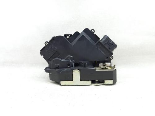 Front right lock SMART FORTWO Coupe (451) 0.8 CDi (451.301) | BP27957670C97 