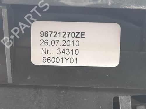 Gear lever PEUGEOT 5008 (0U_, 0E_) 1.6 HDi | BP27951638M90 