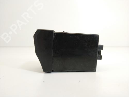 Switch HYUNDAI SANTA FÉ I (SM) 2.0 CRDi | BP27941038I30