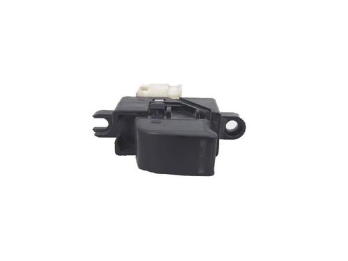 Used Right rear window switch NISSAN ALMERA II Hatchback (N16) 2.2 dCi (112 hp) 27936356