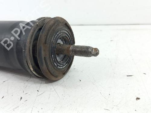 Høyre bak støtdemper TOYOTA YARIS (_P13_) 1.5 Hybrid (NHP130_, NHP130) | BP27957493M19