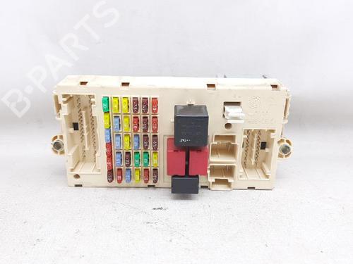 Fuse box ALFA ROMEO 147 (937_) 1.9 JTD (937.AXD1A, 937.BXD1A, 937.AXV1A, 937.BXB1A,... | BP27951805E1 