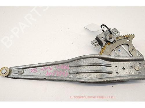 Fensterheber links hinten für TOYOTA YARIS (_P1_) 1.3 (SCP12_, SCP13_, SCP12R, SCP13R) (87 hp) 27939745