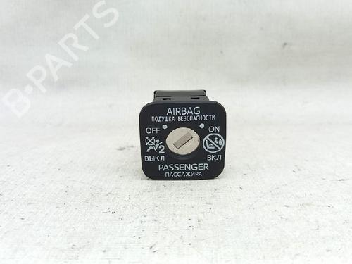 Switch TOYOTA YARIS (_P13_) 1.5 Hybrid (NHP130_, NHP130) | BP27957866I30 