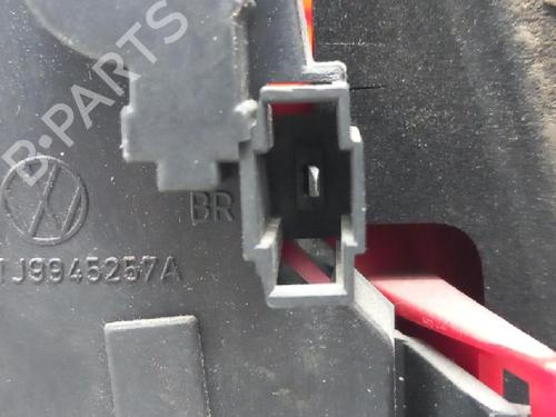 Feu arrière gauche VW BORA I (1J2) 1.6 | BP27935710C34 