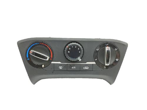 Used Climate control HYUNDAI i20 II (GB, IB) 1.2 (75 hp) 27943003