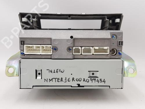 Radio TOYOTA COROLLA Verso (ZER_, ZZE12_, R1_) 1.8 (ZNR11_, ZNR11R