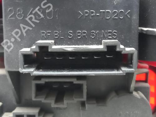 Feu arrière gauche VW BORA I (1J2) 1.6 | BP27935710C34 