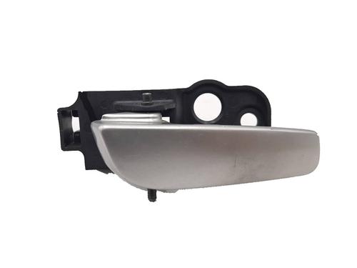 Used Front left interior door handle Front left interior door handle FIAT QUBO (225_) 1.4 Natural Power (225AXC1A) (78 hp) 8246476 8246476