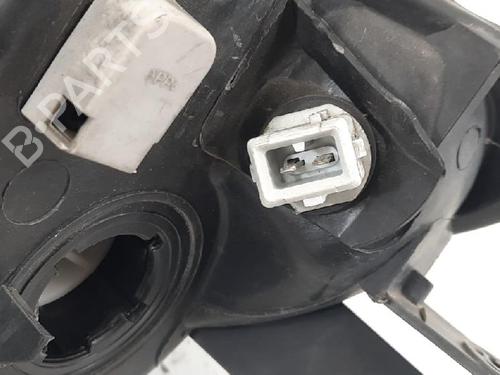 Right headlight PEUGEOT 206 Hatchback (2A/C) 1.1 i | BP27947293C29 