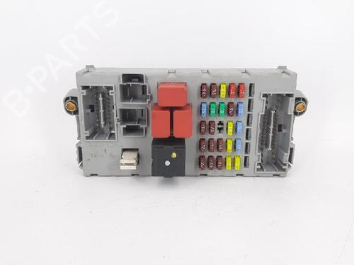 Fuse box LANCIA MUSA (350_) 1.3 D Multijet (350.AXG11, 350.AXG1A) | BP27964263E1 
