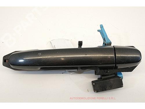 Used Rear right exterior door handle Rear right exterior door handle DAIHATSU SIRION (M3_) 1.3 (M301) (87 hp) 7689726 7689726