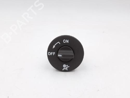 Switch RENAULT LAGUNA Coupe (DT0/1) 2.0 dCi GT (DT11, DT1E, DT1N) | BP27944215I30 