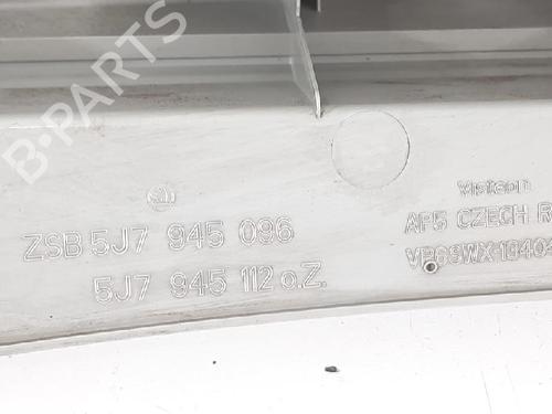 Right taillight SKODA ROOMSTER (5J7) 1.4 TDI | BP27944057C35 