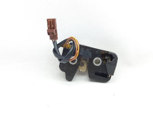 Tailgate lock FORD FIESTA V (JH_, JD_) 1.4 16V | BP27963852C101