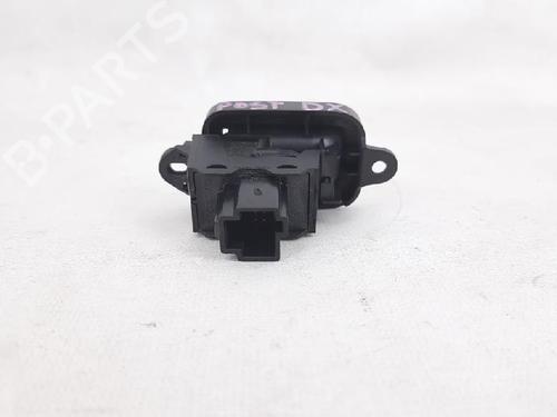 Høyre bak elrute bryter VOLVO V50 (545) 2.0 D | BP27939369I28 